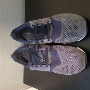 New Balance Men's Athletic Shoes - Navy and Gray